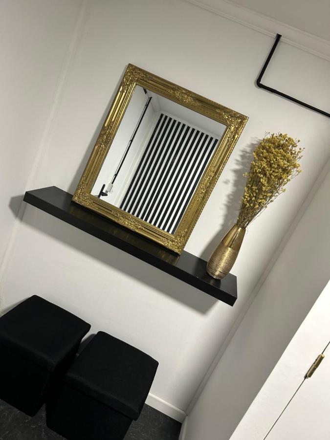 Guibert Home - Studio 2 Personnes Villeneuve-le-Roi Esterno foto